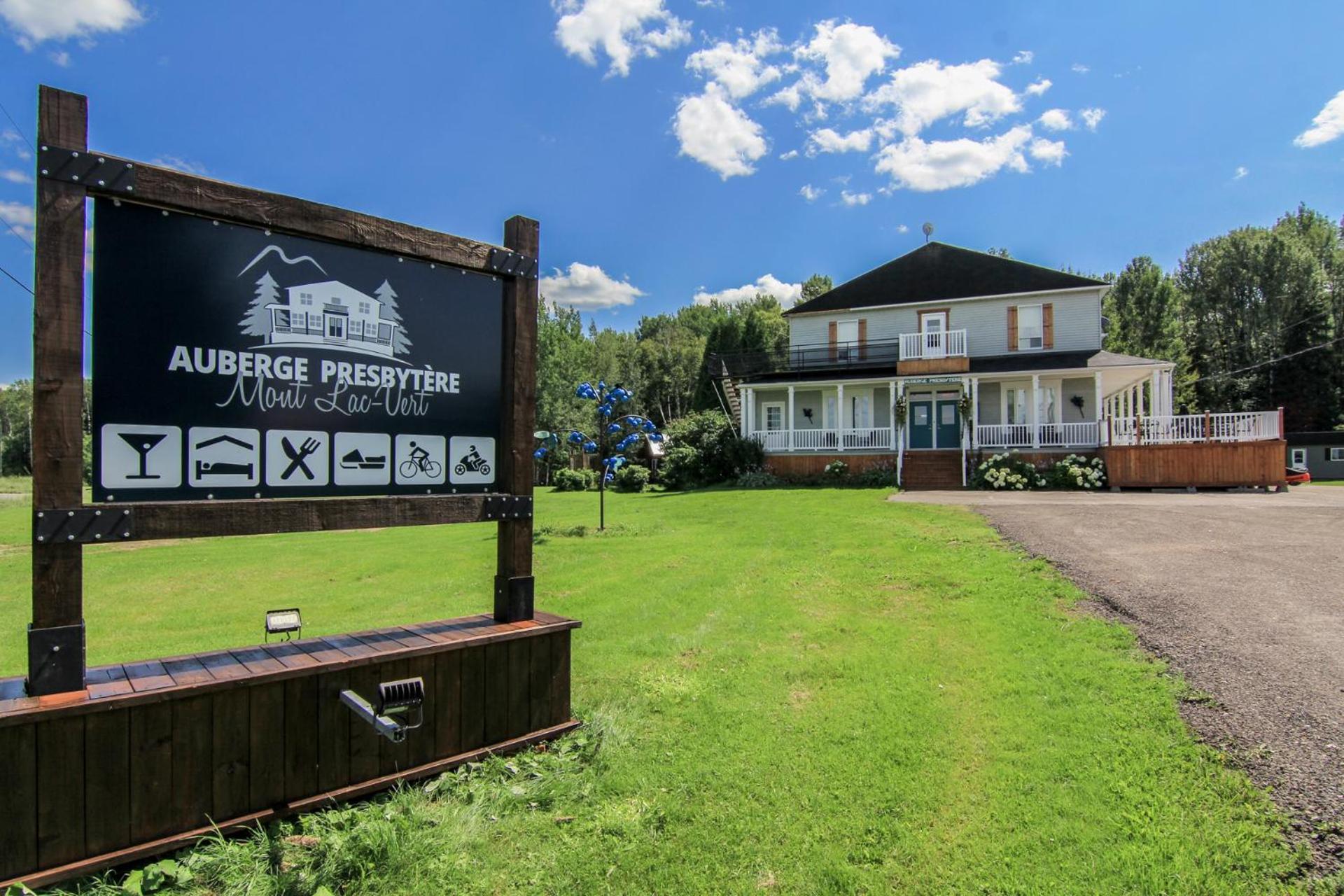Auberge Presbytere Mont Lac-Vert Hebertville Экстерьер фото