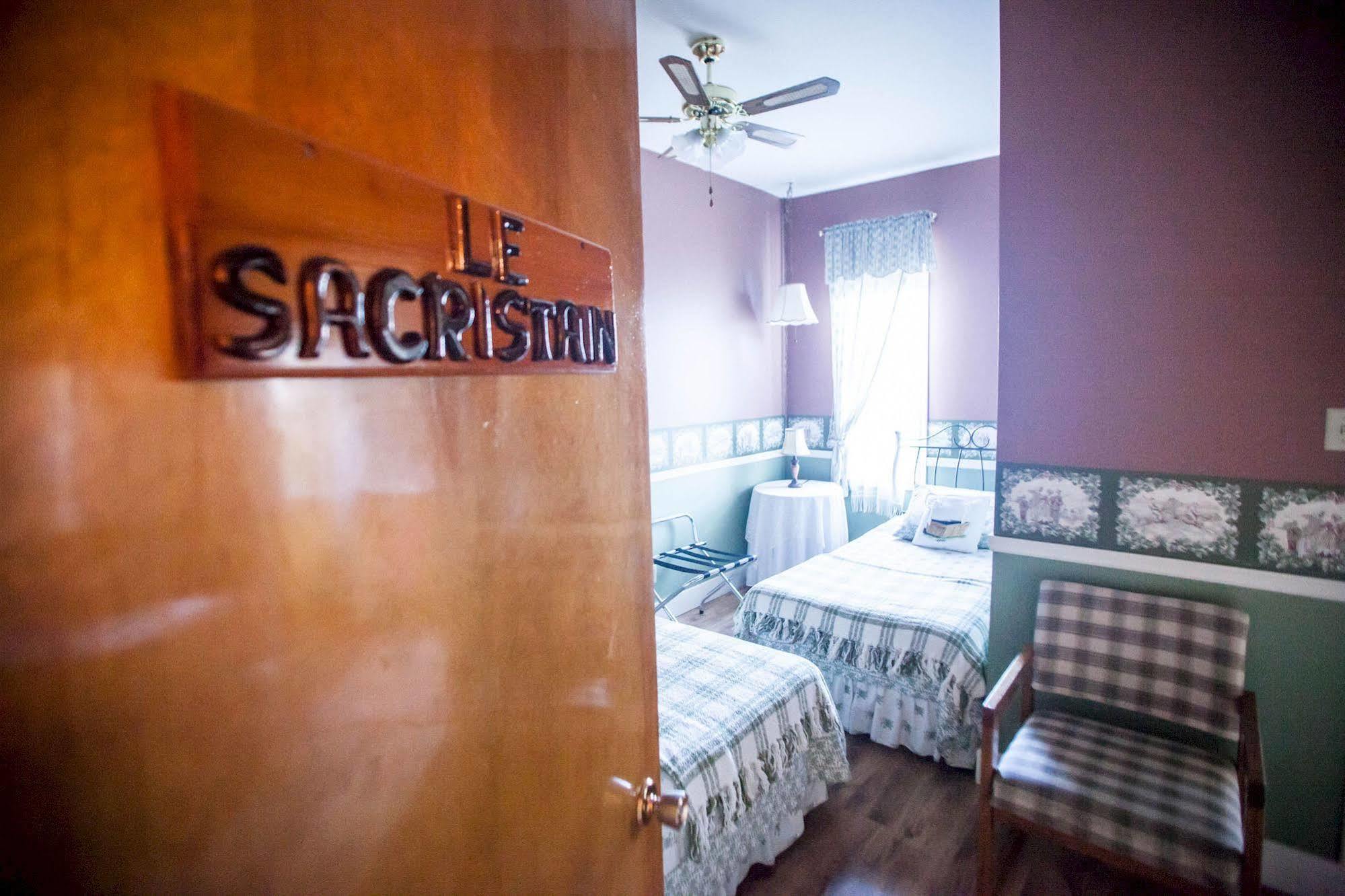 Auberge Presbytere Mont Lac-Vert Hebertville Экстерьер фото